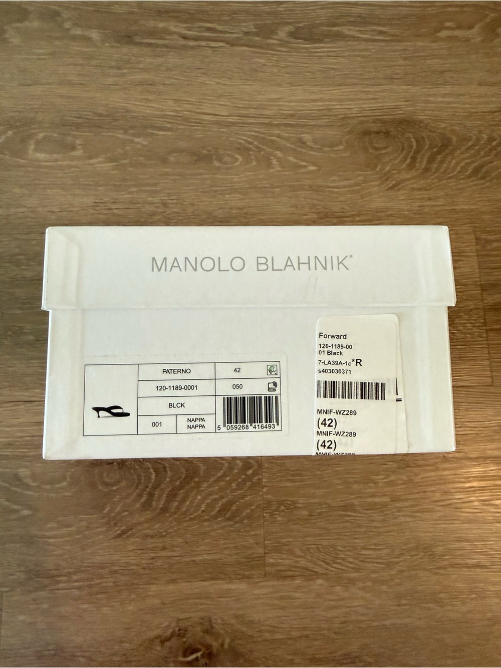 NWT MANOLO BLAHNIK Paterno 50 Leather Sandal - Picture 3 of 10